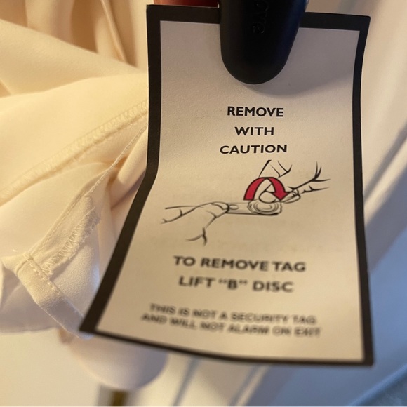 Brand new - Ralph Lauren Cape Georgette Cocktail Dress - Picture 8 of 9